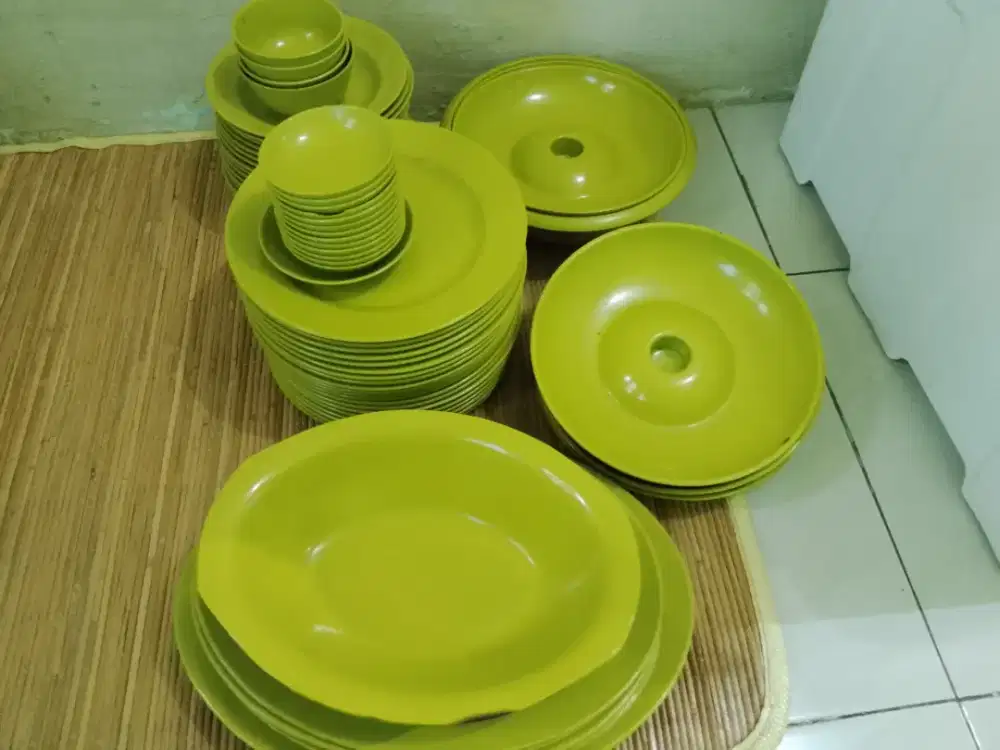 piring piring melamin