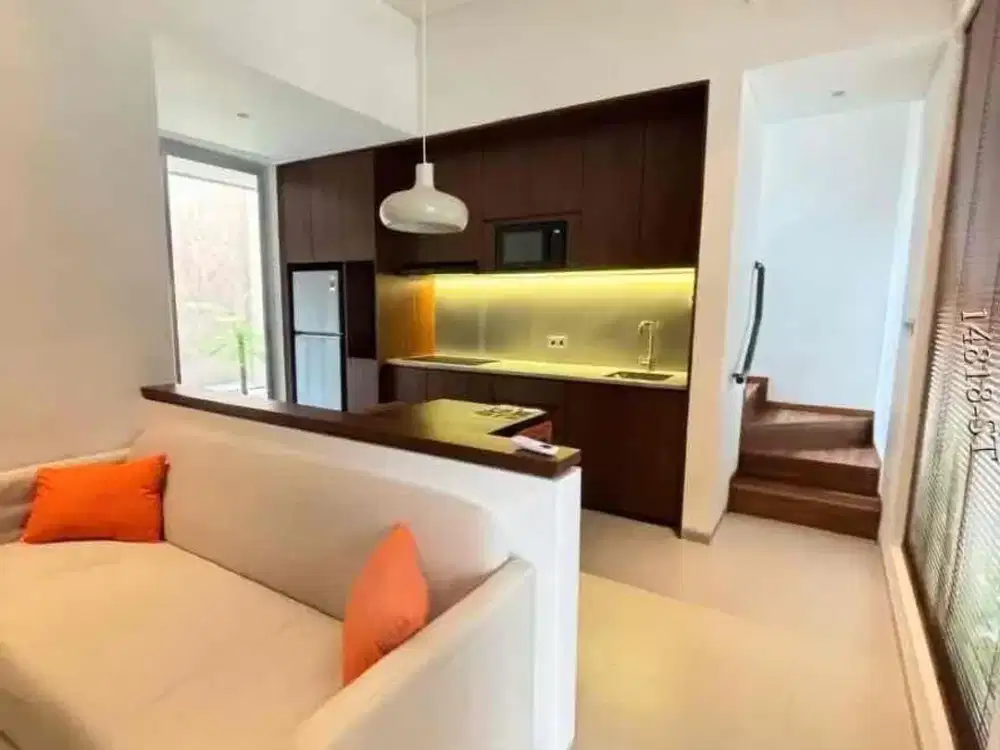 RUMAH CANTIK 2 LANTAI DI GRAHA RAYA BINTARO