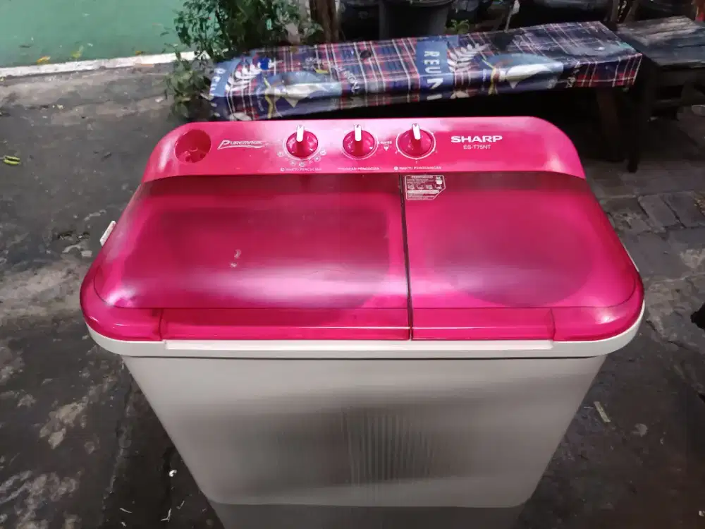 Mesin cuci Sharp
