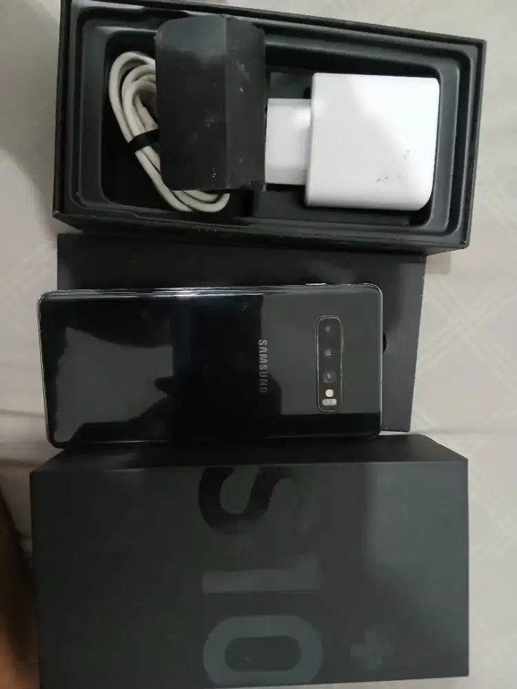 Samsunng S10+ fullsheet