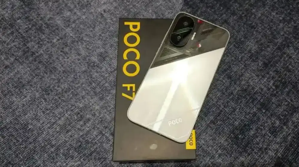 Poco F7 (12/512 GB)