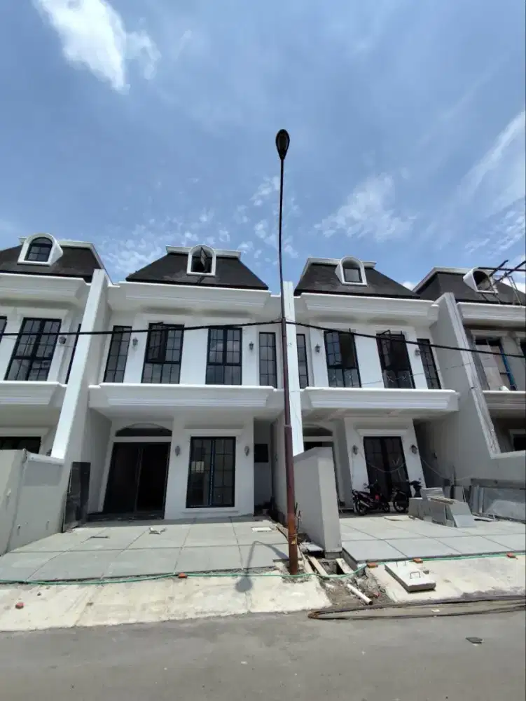 DHARMAHUSADA‼️Jual Rumah Baru dekat unair,galaxy mall,tengah kota