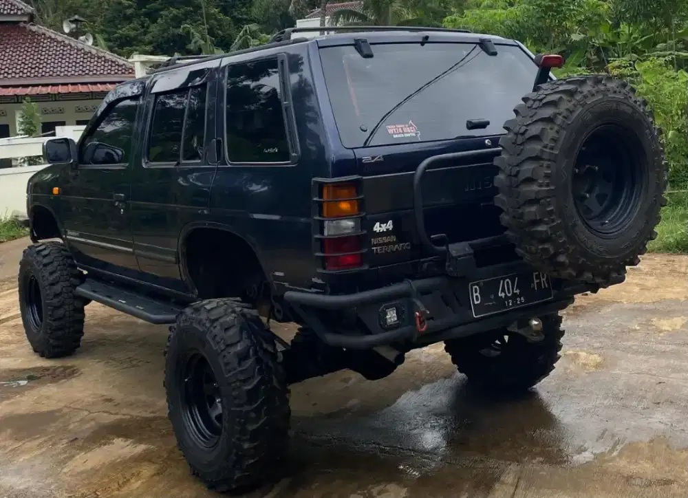 Nissan Terrano grandroad F1 4wd th2000