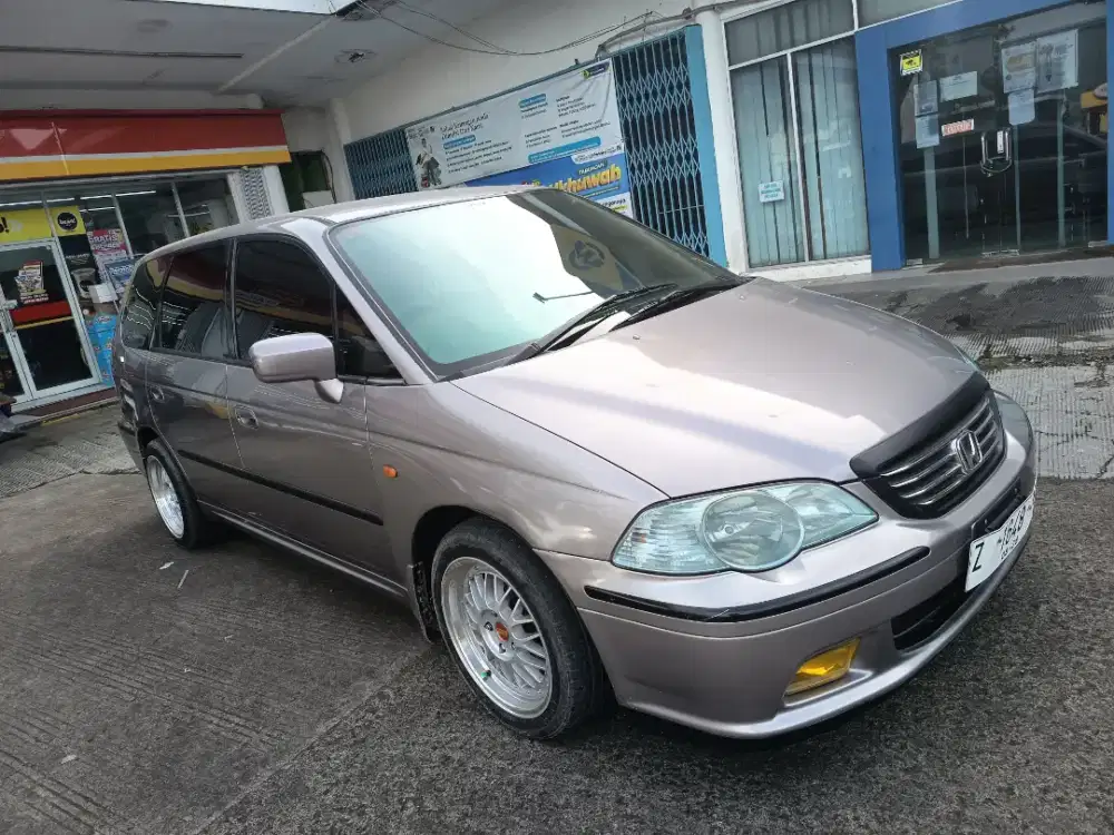 Honda Odyssey RA8 V6 3000cc