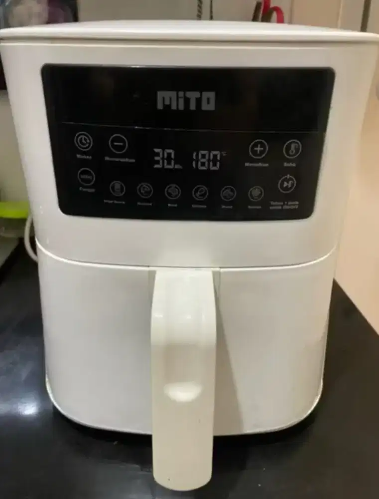 Air fryer mito. Harga normal 800-900ribu