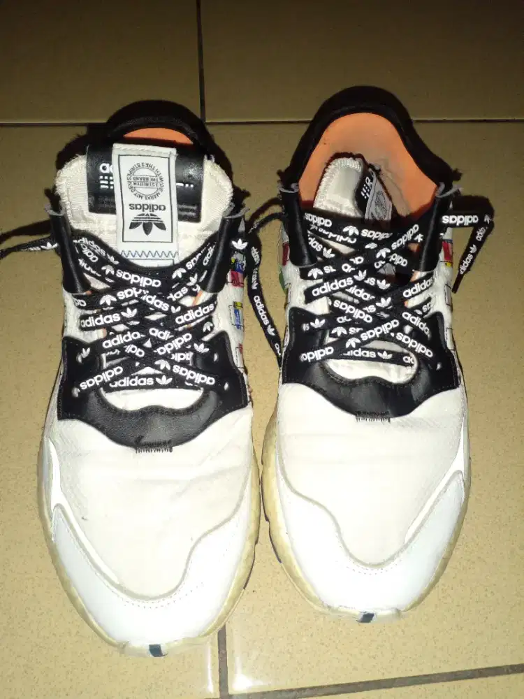 Sepatu Adidas Nite Jogger Bost