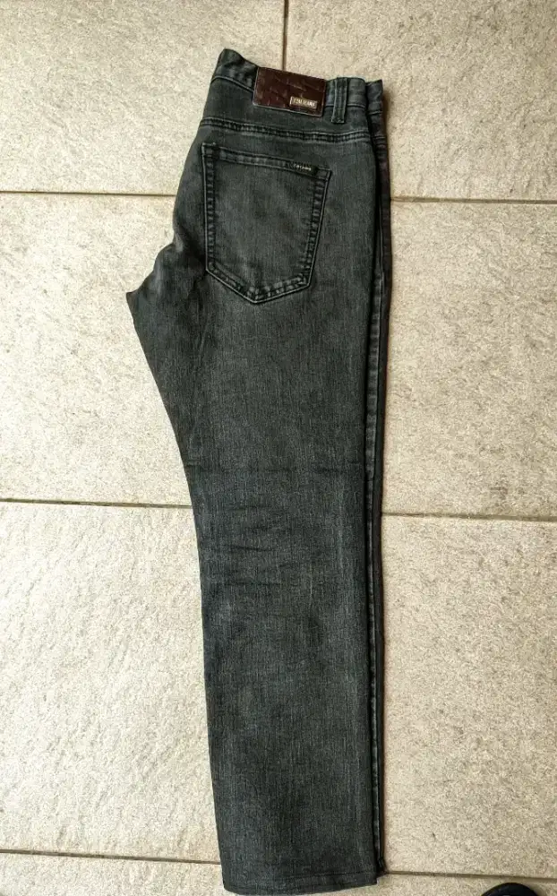celana jeans tzm karet