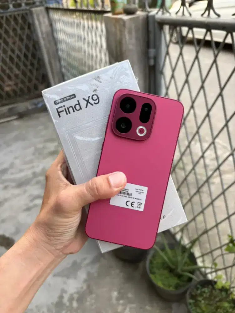 Oppo Find X9 5G Hasselblad 12/256 Garansi Resmi Desember 2026