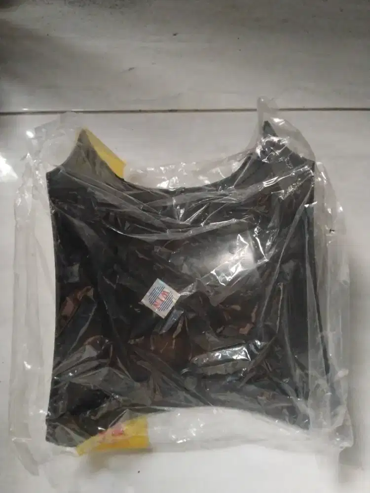 Legshield motor Supra 2005-2006