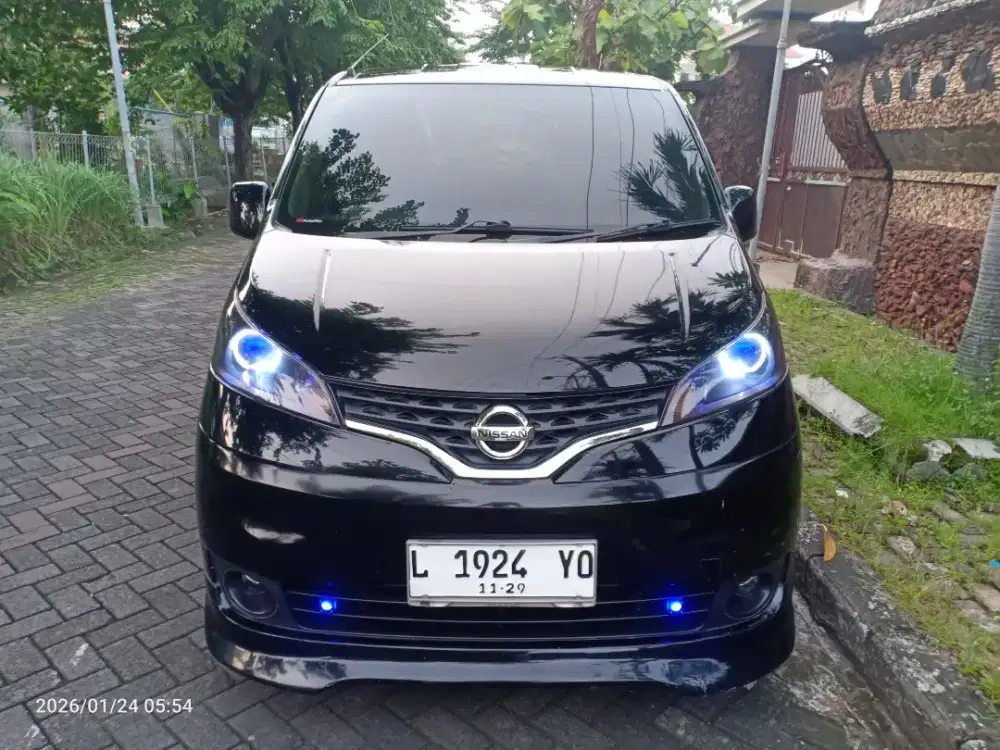 Nissan Evalia SV Manual 2013