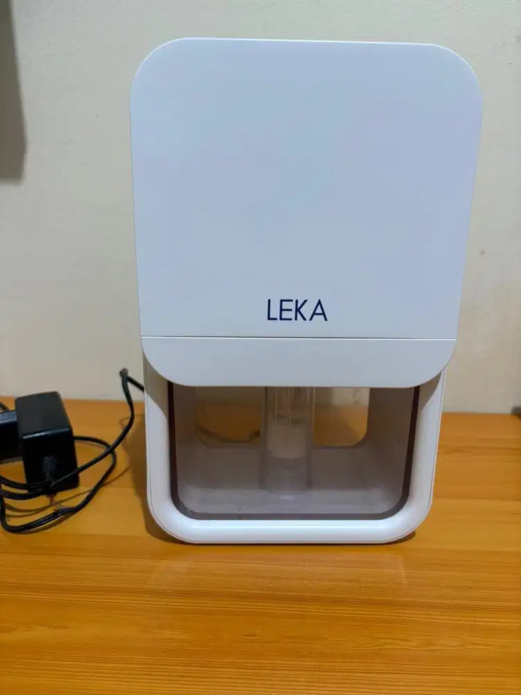 Air purifier leka