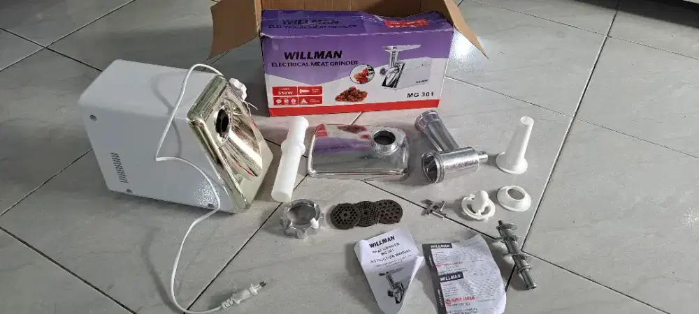 Gilingan Daging. Willman Electrical Meat Grinder MG 301