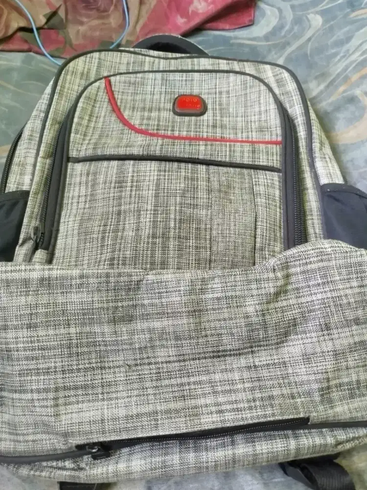 Polo Gelasio Pria Baru – Kualitas Bagus & Nyaman Dipakai