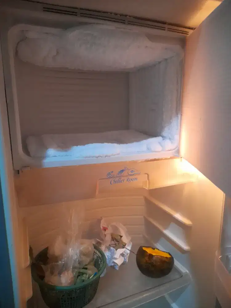 Kulkas 1 pintu merk sanyo