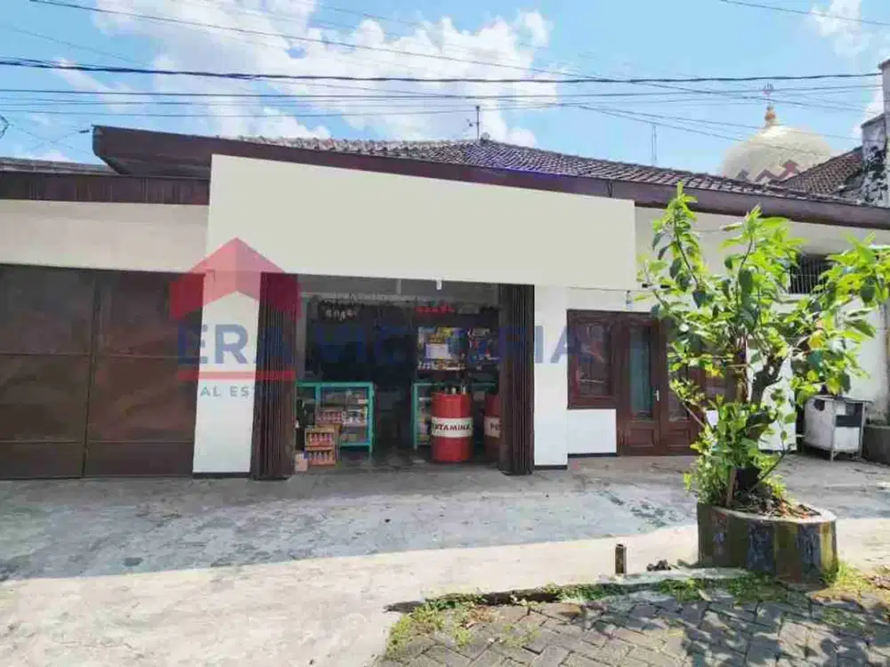 Rumah Lokasi Strategis Dekat Pasar Tumpang, Jalan Poros Tumpang Arah Ke Bromo, Rumah Ada Tokonya.. Cocok Untuk Segala Usaha