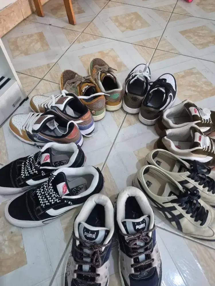 Jual sepatu vans , nike ,,puma dll
