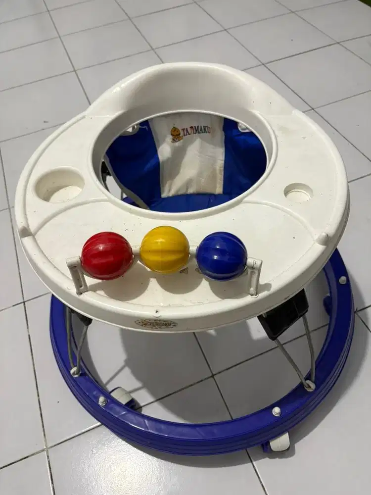 Apolo untuk belajar jalan