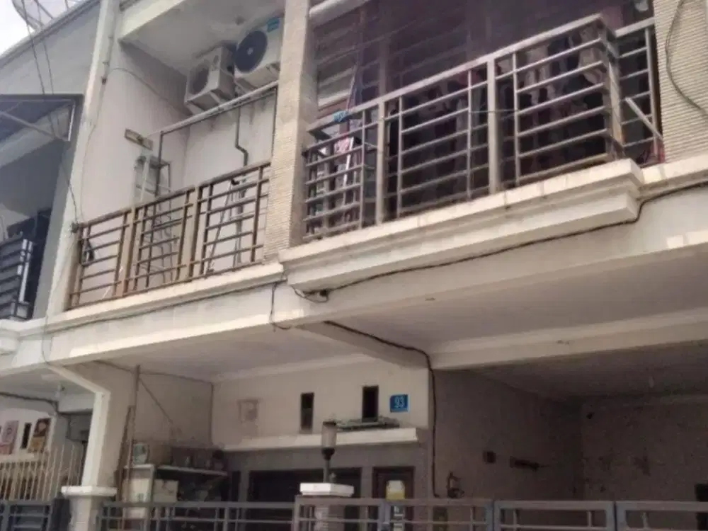 Dijual Rumah Setro Baru