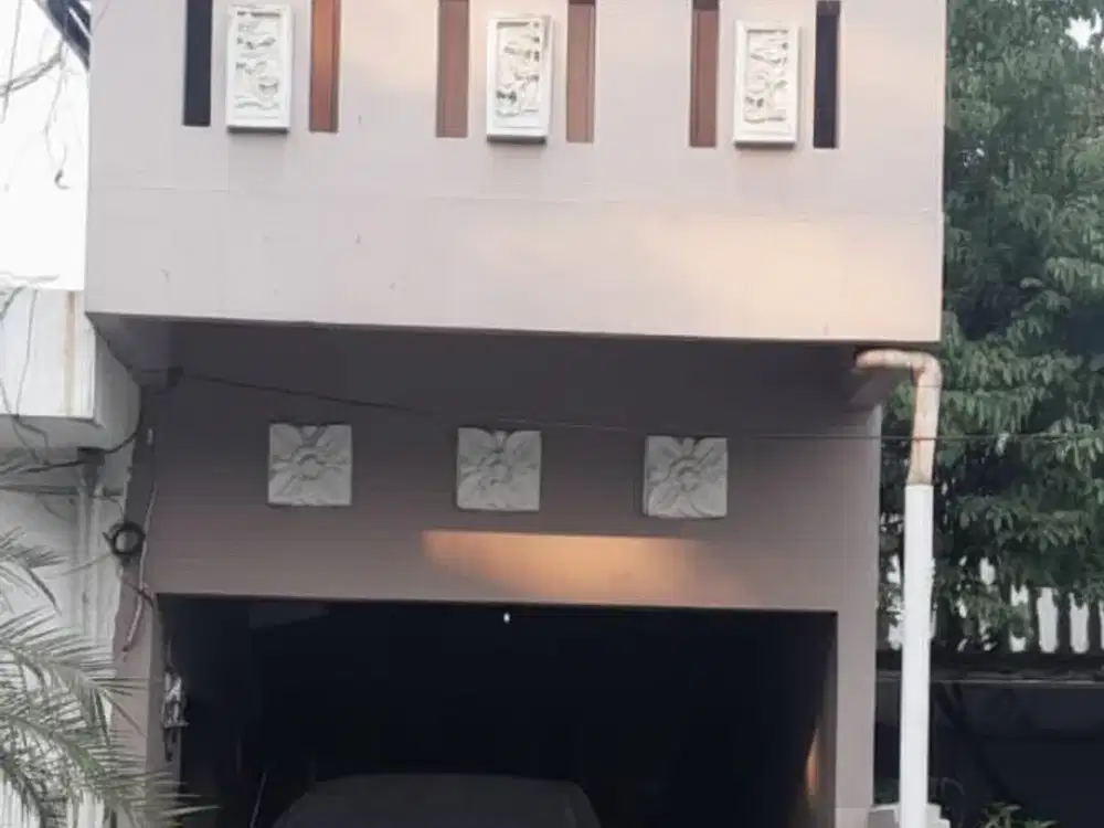 RUMAH STRATEGIS KEMAYORAN DEKAT PASAR DAN RSUD BISA JADI RUKO