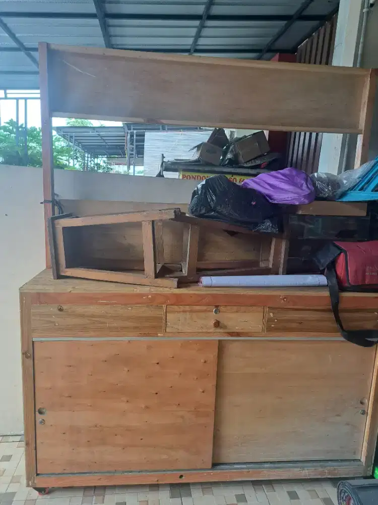 gerobak bekas jualan kue