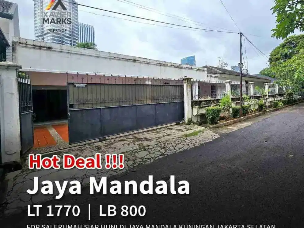 FOR SALE
RUMAH SIAP HUNI
DI JAYA MANDALA KUNINGAN 
SHM
Lt. ±1770m²
Lb ±800m²
Bangunan 1 lantai
Kt. 5
Km. 4
1 main house
1 pavilion
Swimming pool 12x5m²
Garden
Gazebo
Listrik 23000watt
Garasi 4 mobil
Carport 2 mobil
Hadap utara

Harga 40jt/m2 nepis