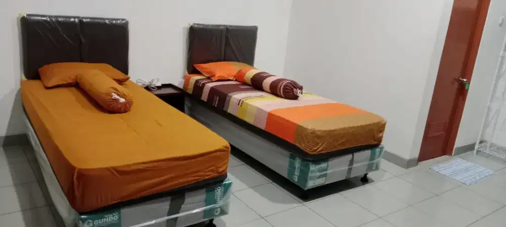 Kos Persahabatan 1-7