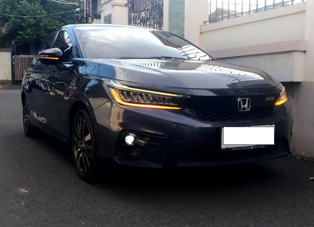 Honda City RS HatchBack AT2021 low KM full original.