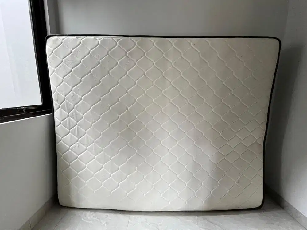 DIJUAL KASUR 160x200 SEPERTI BARU