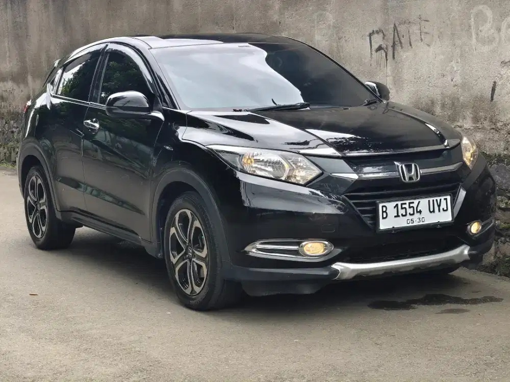 Honda Hrv E Hitam 2015