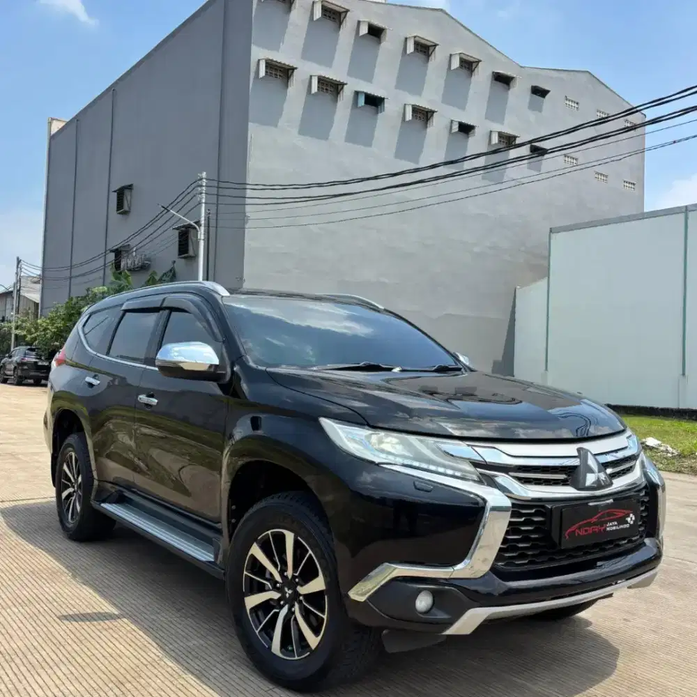 Mitsubishi Pajero Dakar matic 2017 murah bekas