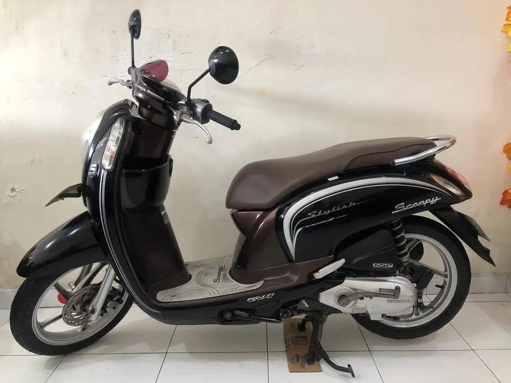 Honda Scoopy Esp Th.2016 hitam!!