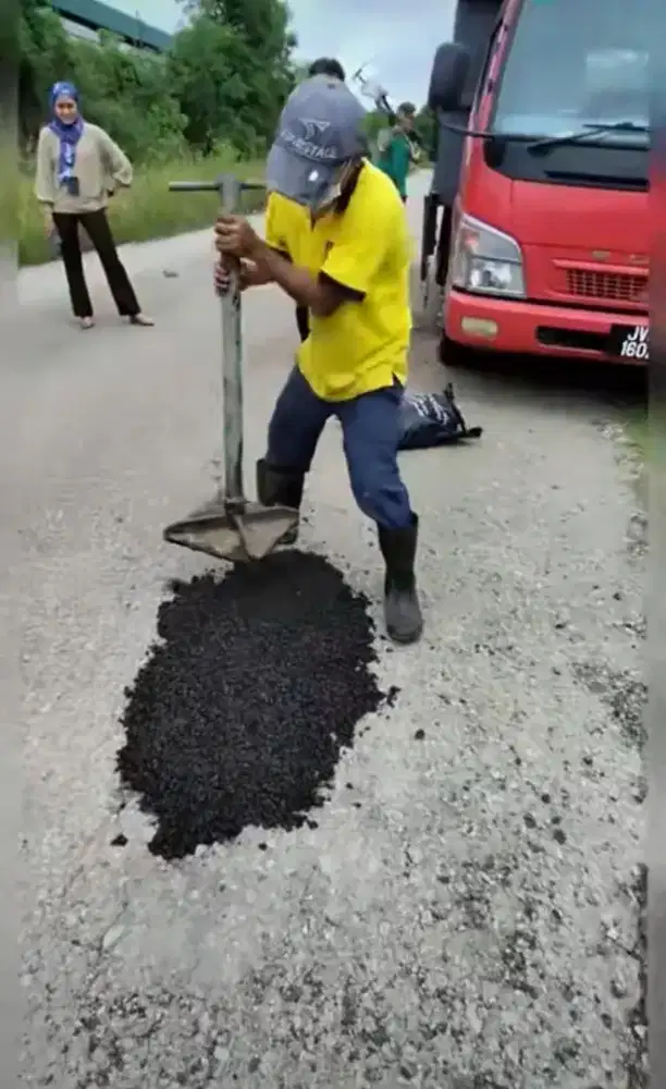 Aspal instan coldmix tambal jalan