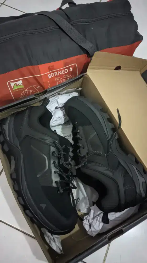 Sepatu eiger & tenda