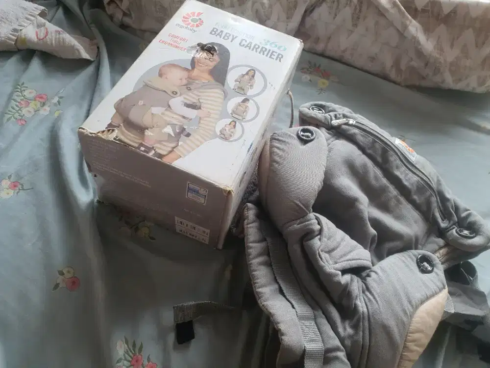 ergobaby 360 four position baby carier - grey