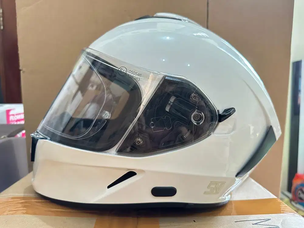 Airoh Spark White Gloss