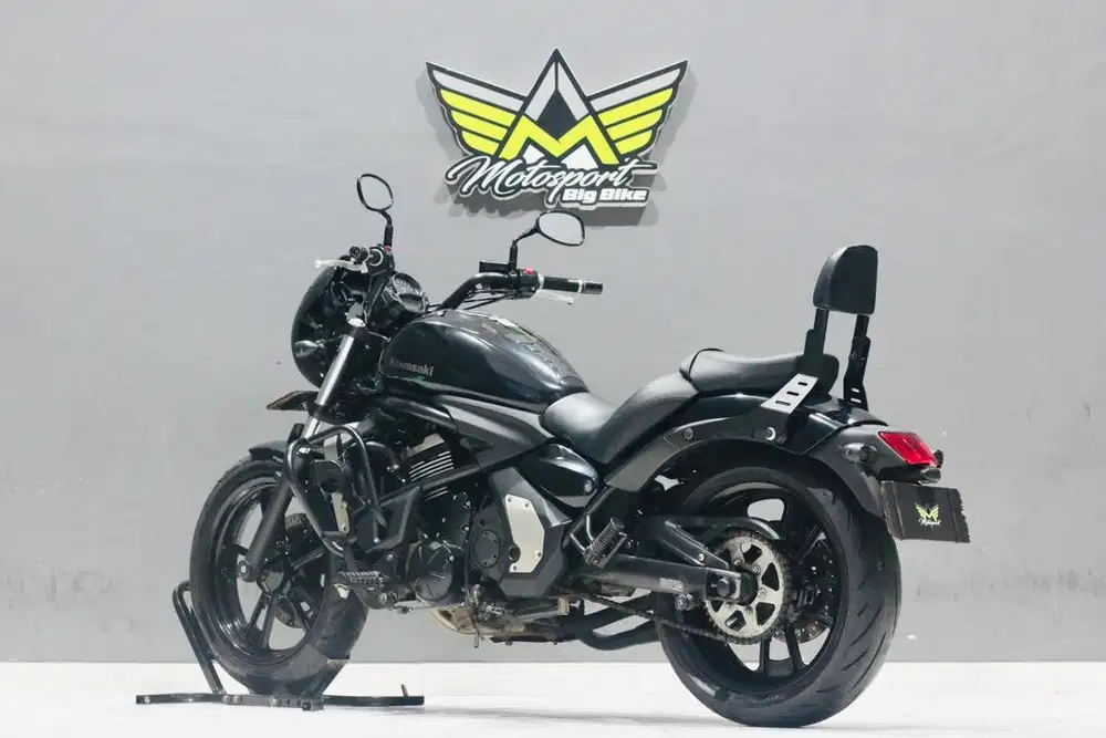 Kawasaki vulcan 650 ABS mulus Rebel500 street500 er6n versys650
