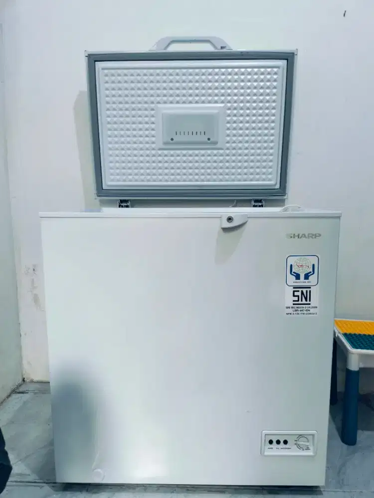 Freezer Box Sharp 150L Like New