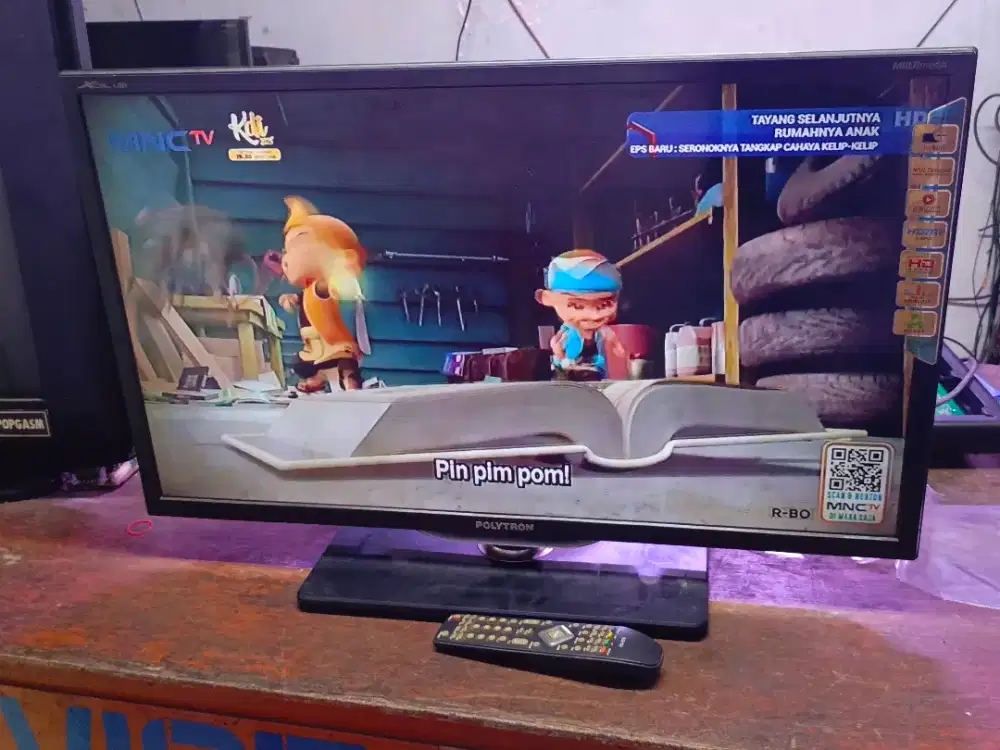 TV 32 Polytron plush STB