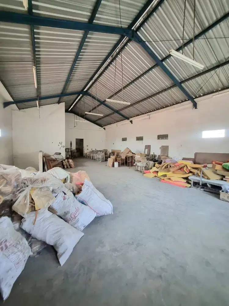 DIJUAL GUDANG 2LT LEBAK ARUM AKSES TRUCK RODA 6 ADA KANTOR DAN PDAM