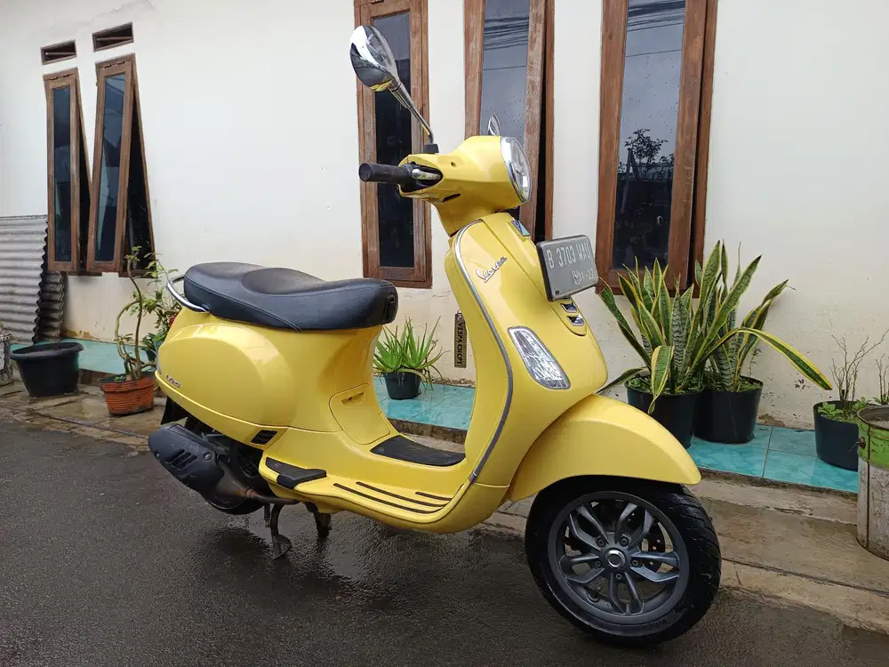 PIAGGIO vespa LX 125 i-get 2021 mesin halus