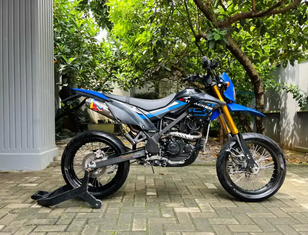 Kawasaki dtracker 150