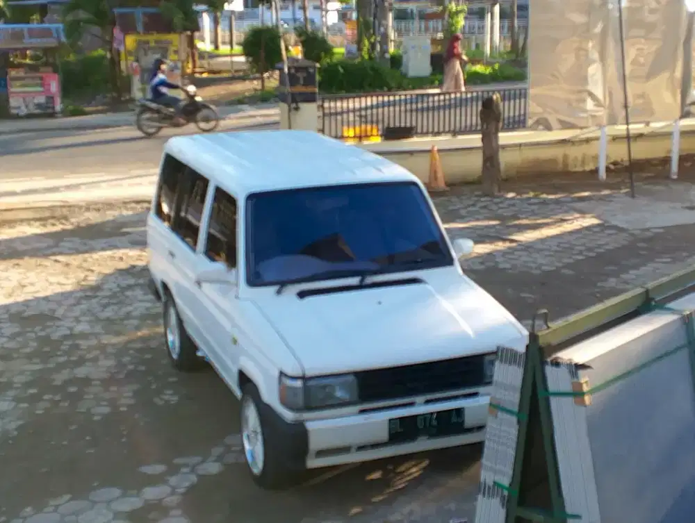 Kamijual mobil KiJang Rover..ok ok