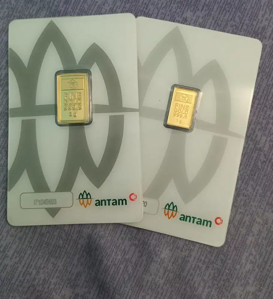 Logam mulia antam 2 keping
