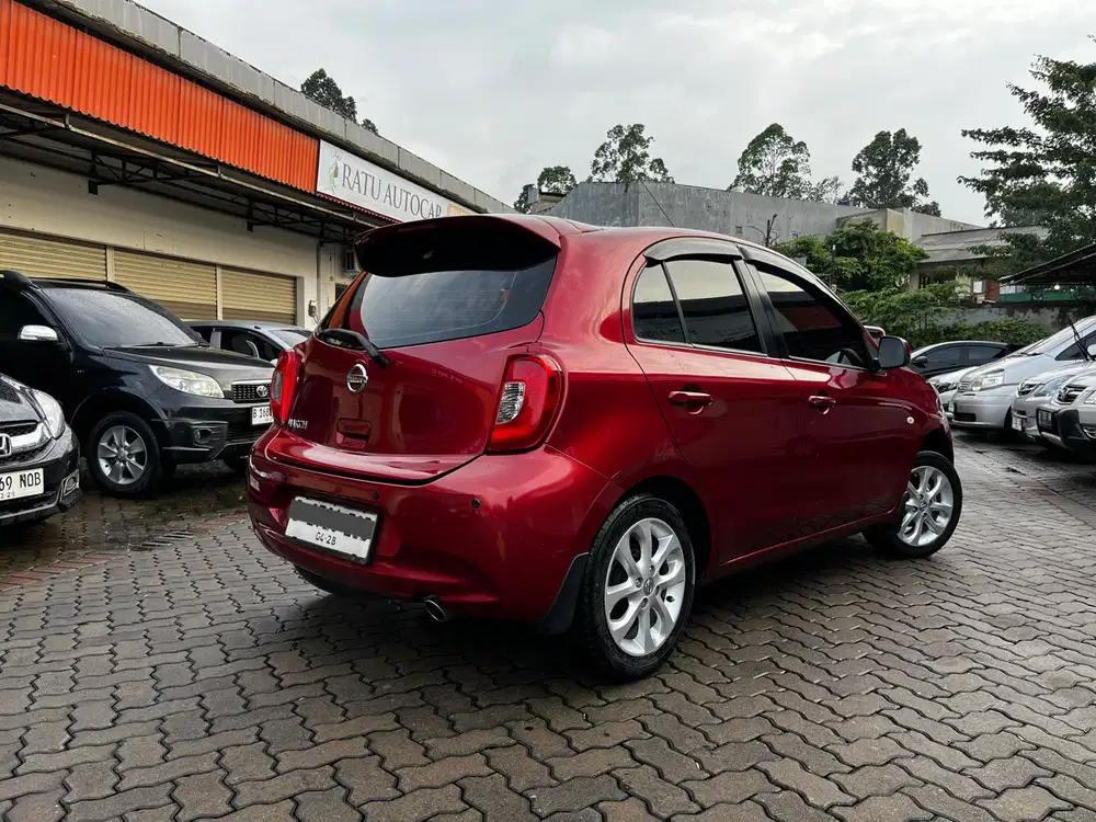 Nissan March 2015 Bensin