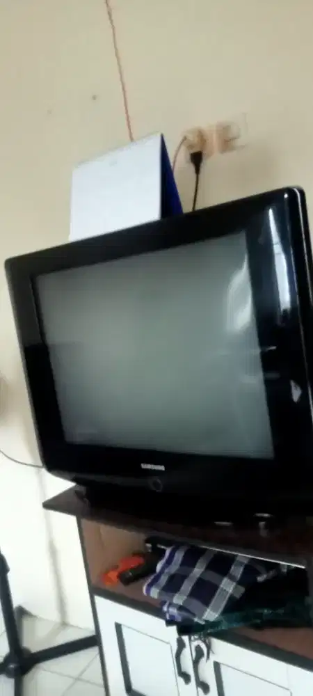 Jual tv tabung merk Samsung 29 inch + stb .5000rb
