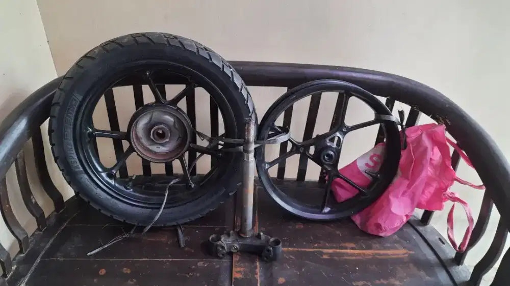 VElg Lexi depan Belakang