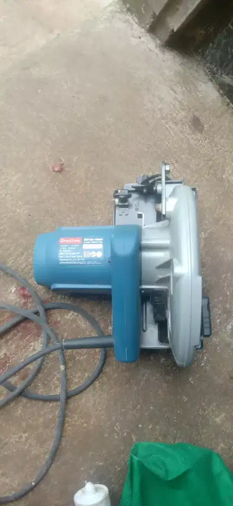 Mesin potong sirkel dongcheng