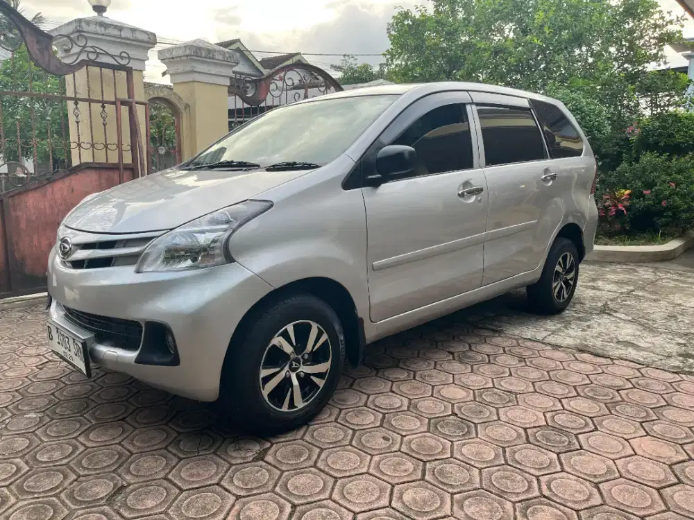 Daihatsu Xenia M 1.0