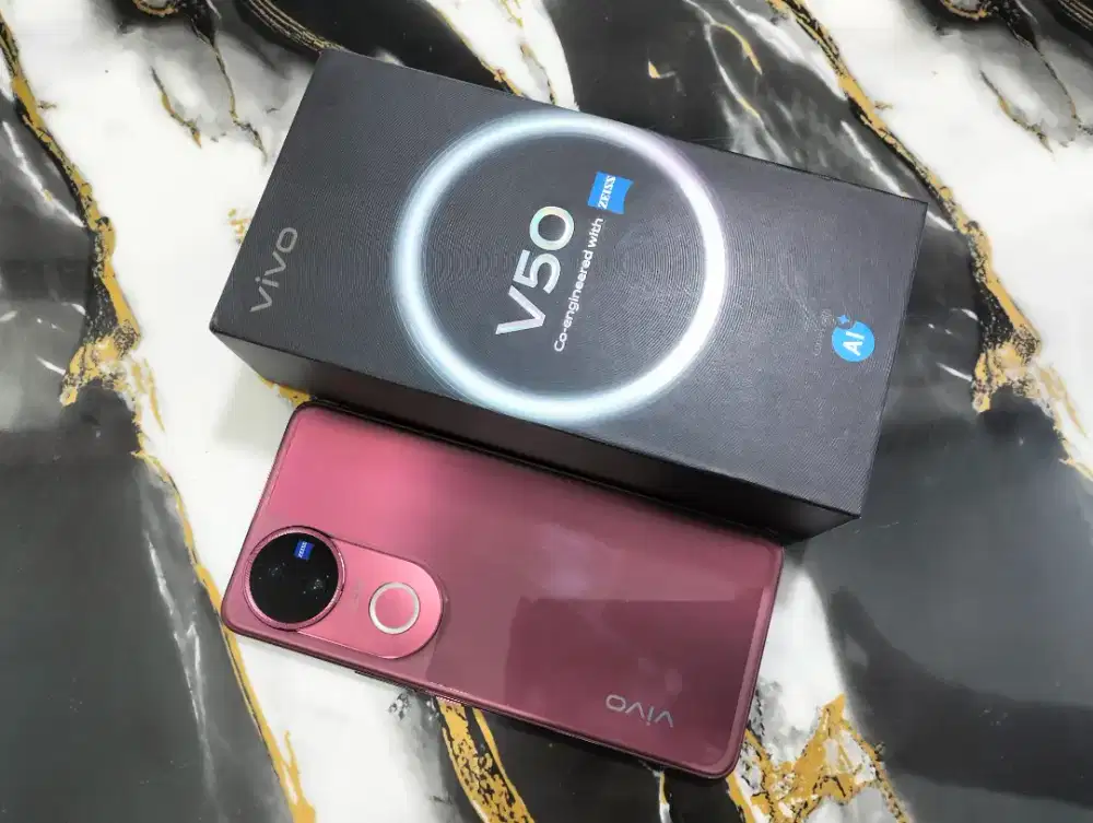 Vivo V50 5G 12/256 GB
