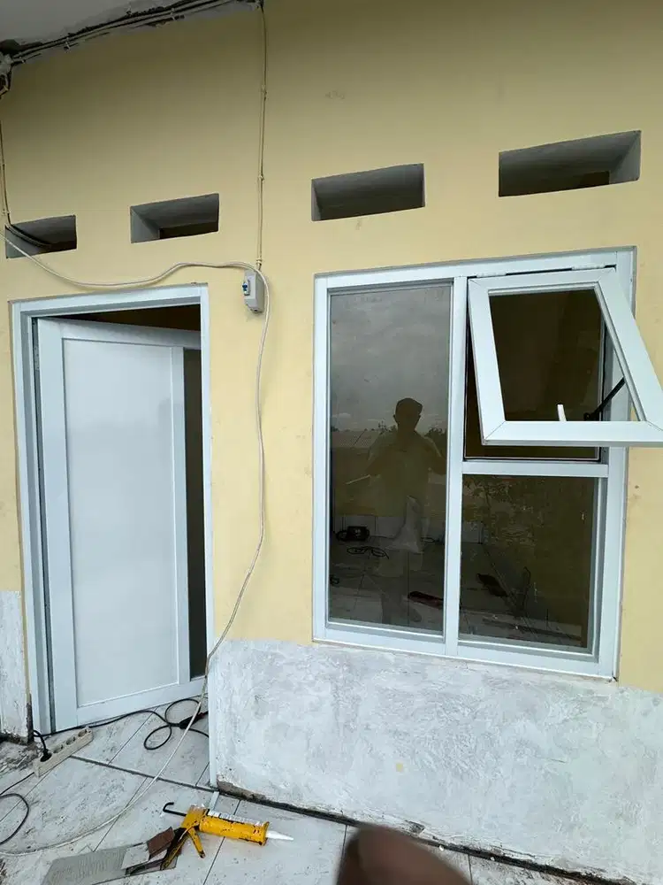 kusen pintu dan jendela alumunium